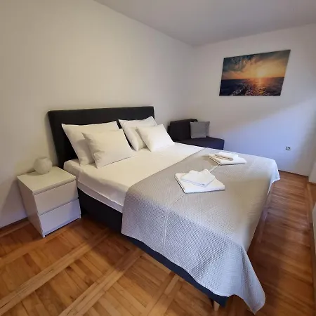 Ivana Rab Apartment