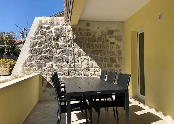 Ivana Rab Apartman *