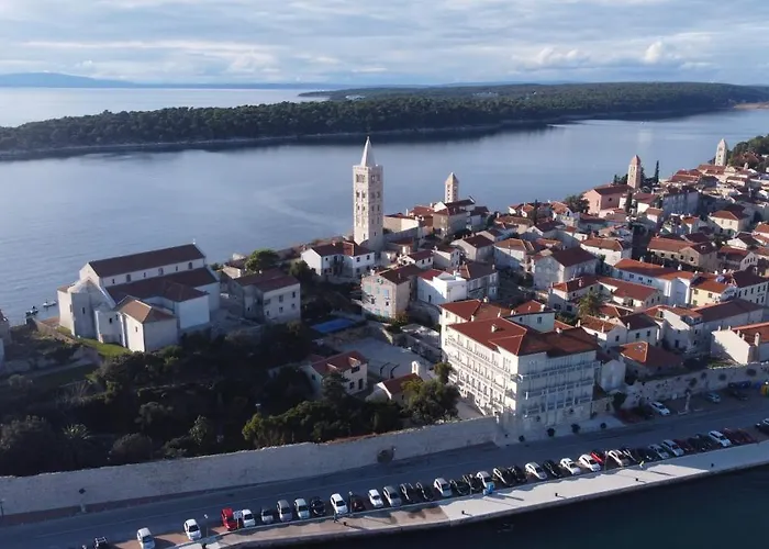 Ivana Rab Apartman Rab Town
