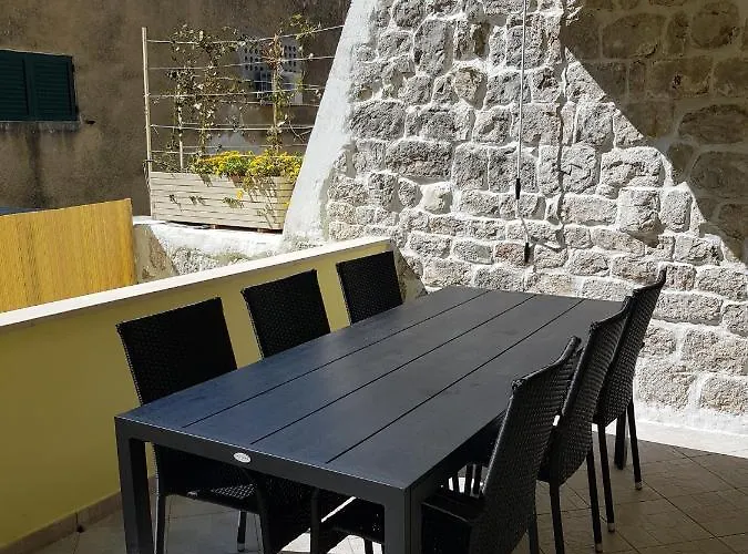 Ivana Rab Apartman *